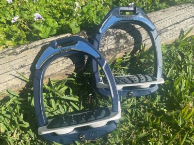 Flexon Green Composite Stirrup - Image 21
