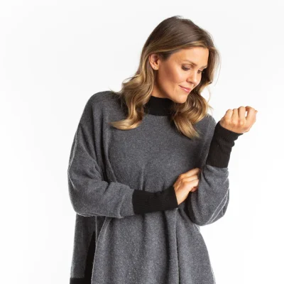Addison Riding Poncho with sleeves