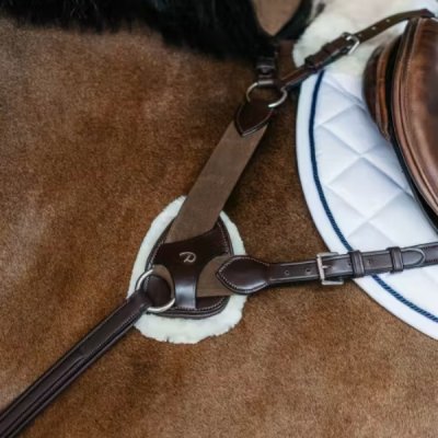 Dy'on New English Collection Vegan Sheepskin Protection Pad for 5 points breastplate - Image 2