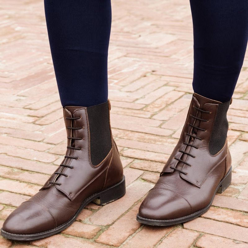 Dy'on Short Boots Front Laces - Image 3