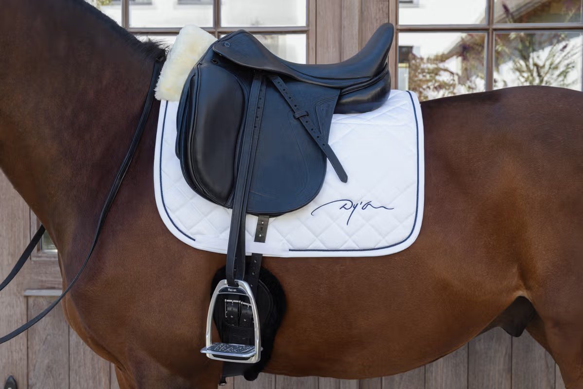 Dy'on Skin Friendly Saddle Pad Dressage - Image 6