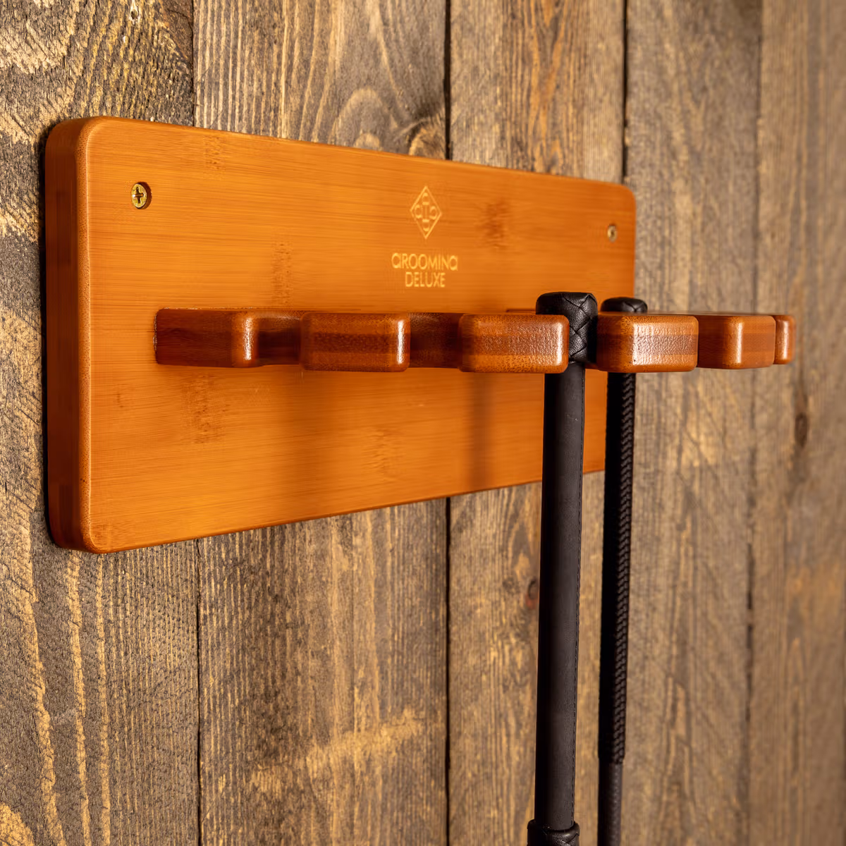 Grooming Deluxe Whip Holder Round - Image 5